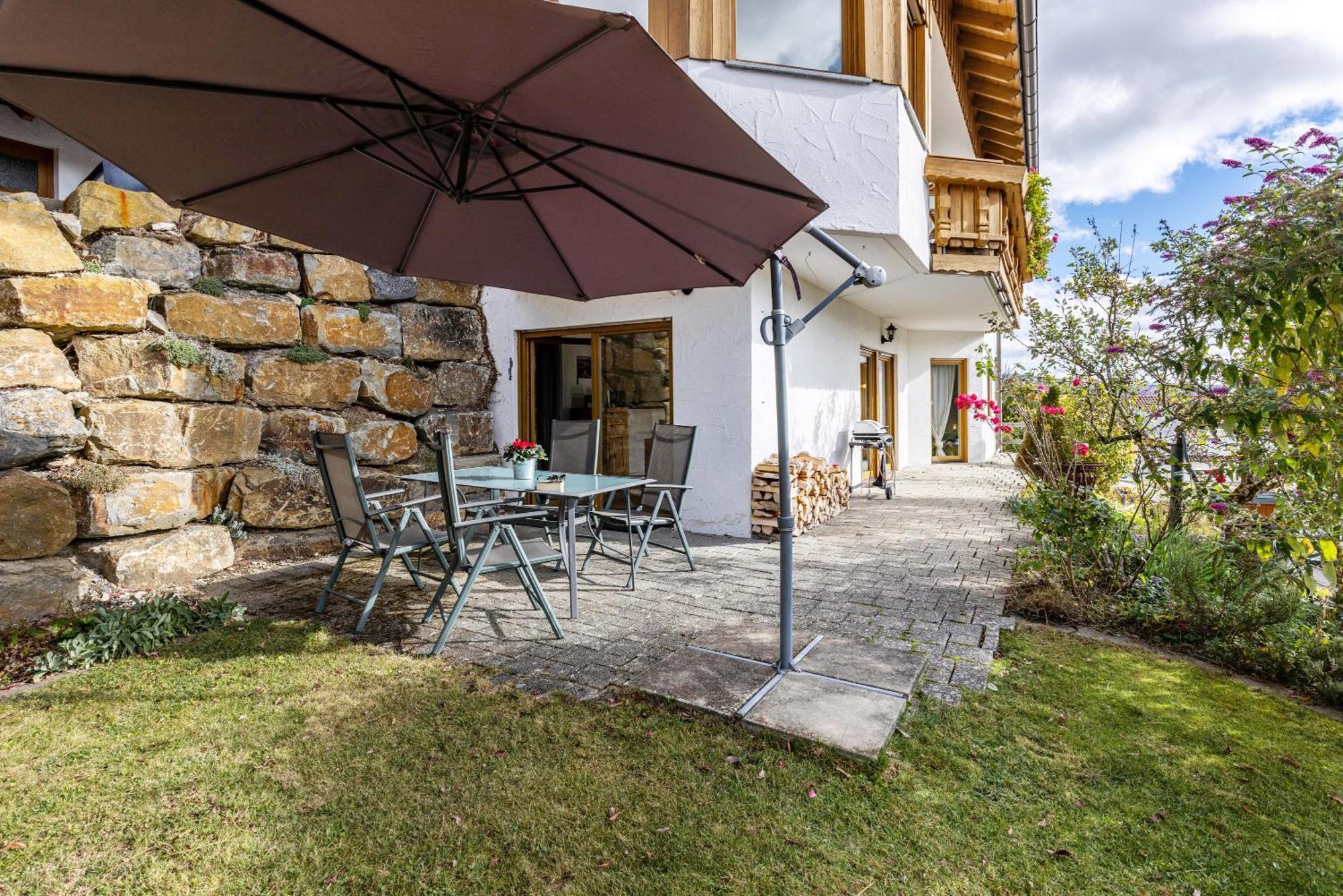 Appartement Suedalb à Albstadt Extérieur photo